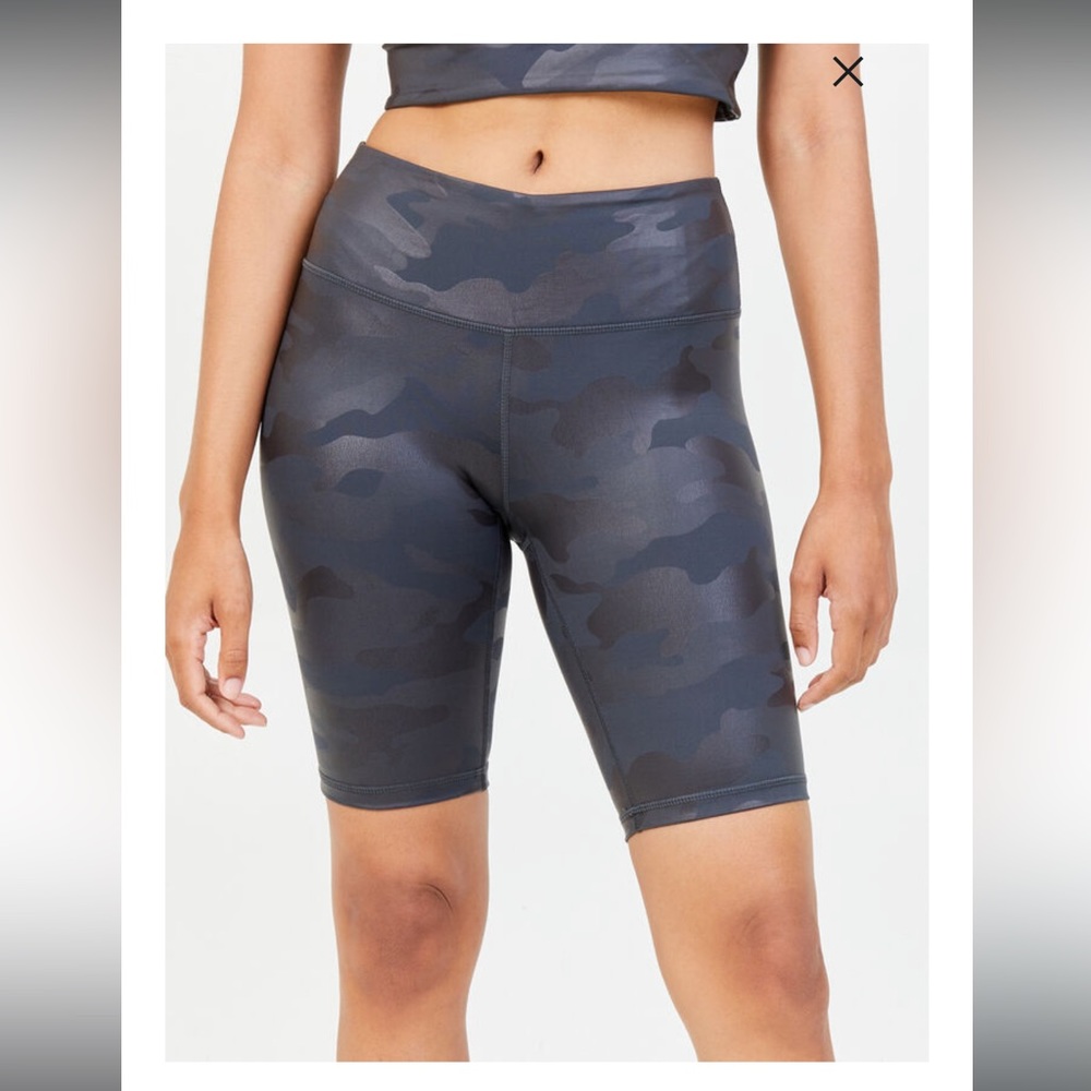 Camo High Rise Pressure Biker Shorts